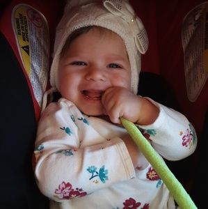 Meet your Posher, Madalina